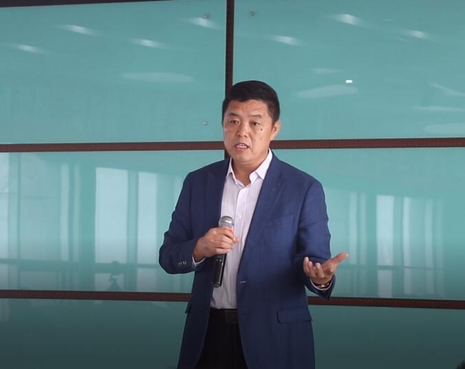 未來是奮斗出來的——集團(tuán)董事長葛堯倫在營銷中高層競崗答辯總結(jié)會上的講話摘要